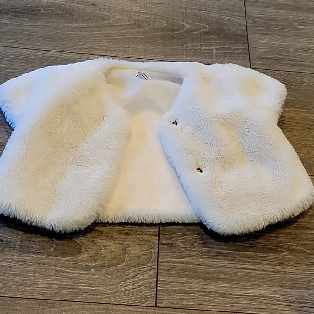White fur